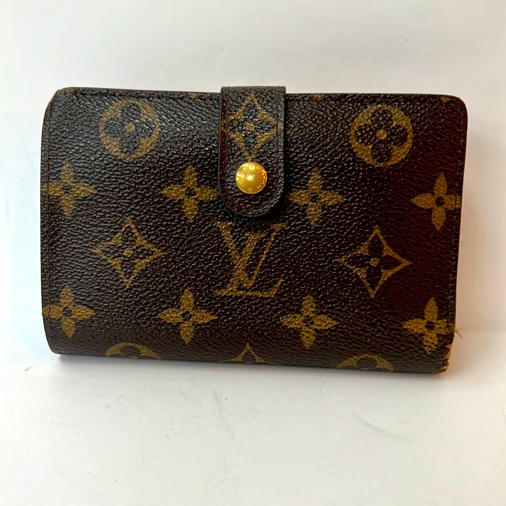 Louis Vuitton Viennois wallet